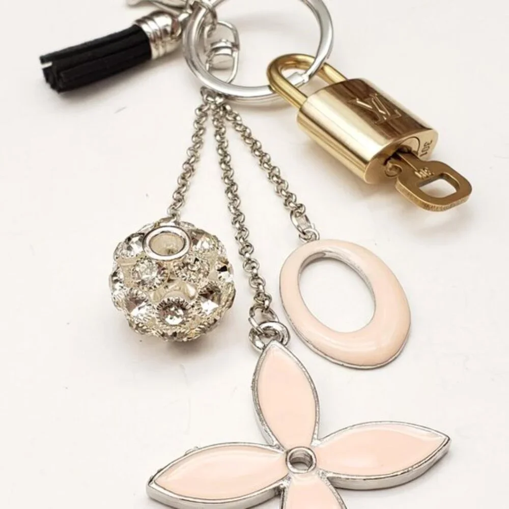 Louis Vuitton Authentic Gold Padlock 🔑 Key + Stylish Bag Unbranded Flower Charm